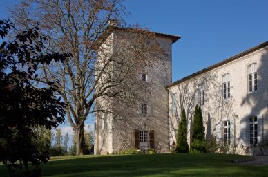 chateau-castera-france-wine-vin-tourisme-winetourbooking-oenotourisme-bordeaux